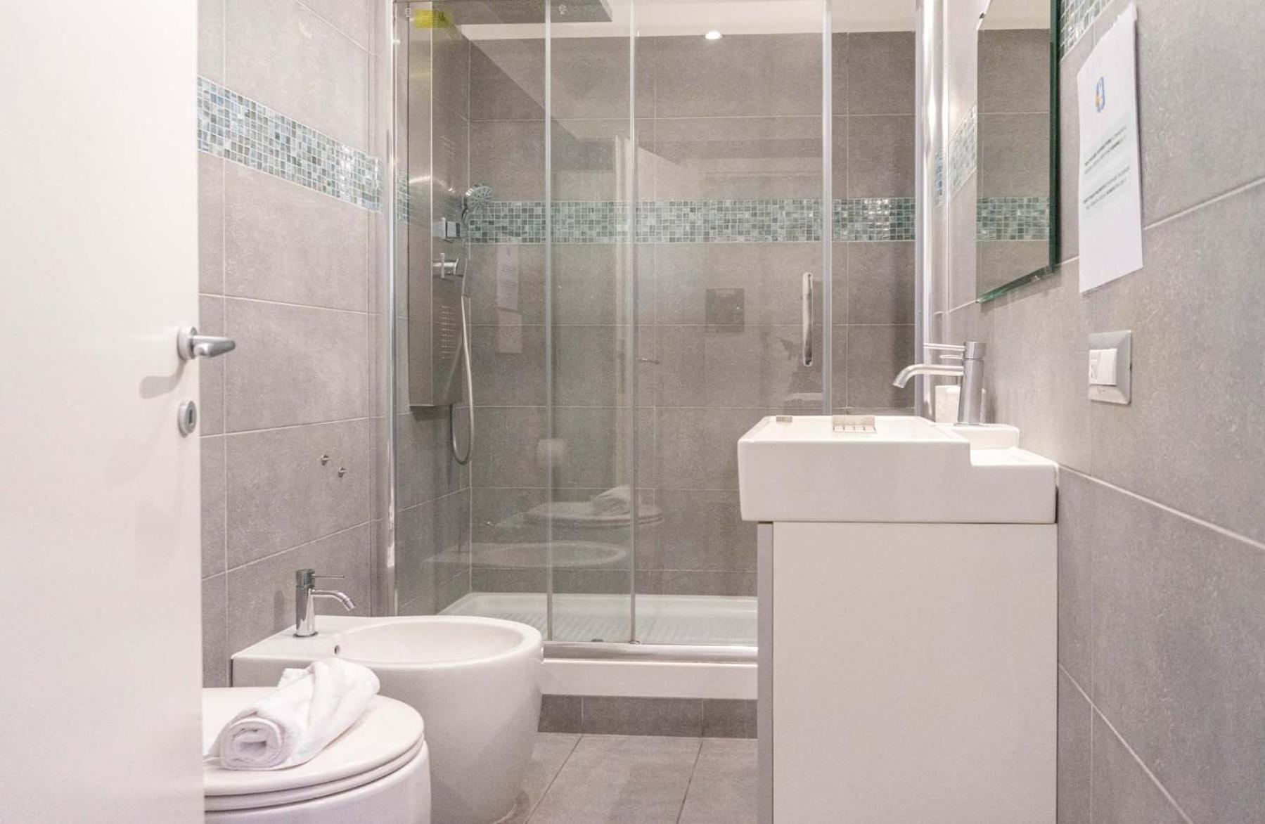 Colosseum Cosy Apartment Close To Metro روما المظهر الخارجي الصورة