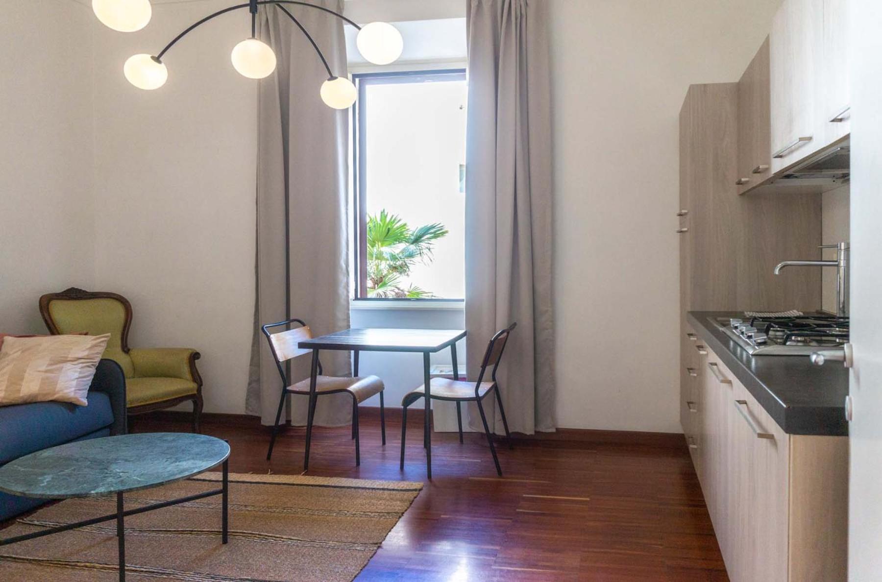 Colosseum Cosy Apartment Close To Metro روما المظهر الخارجي الصورة