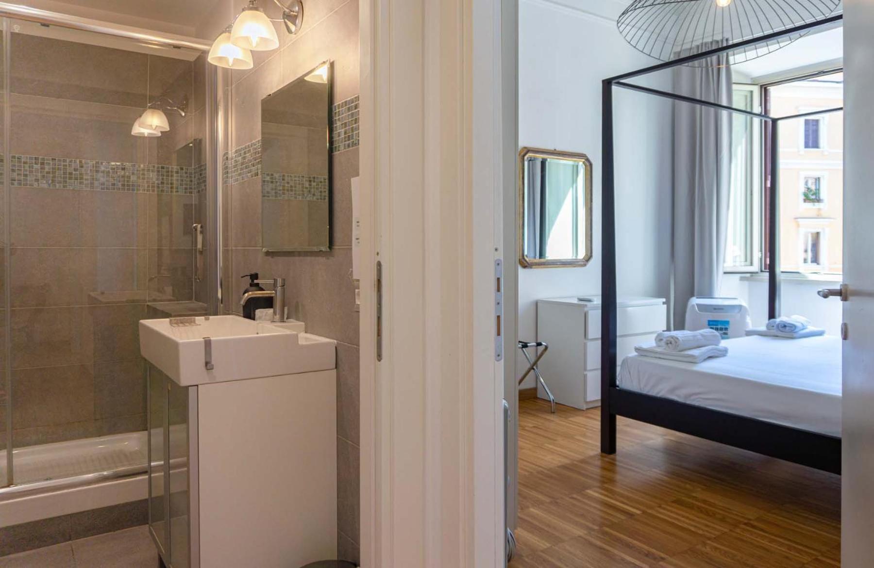Colosseum Cosy Apartment Close To Metro روما المظهر الخارجي الصورة