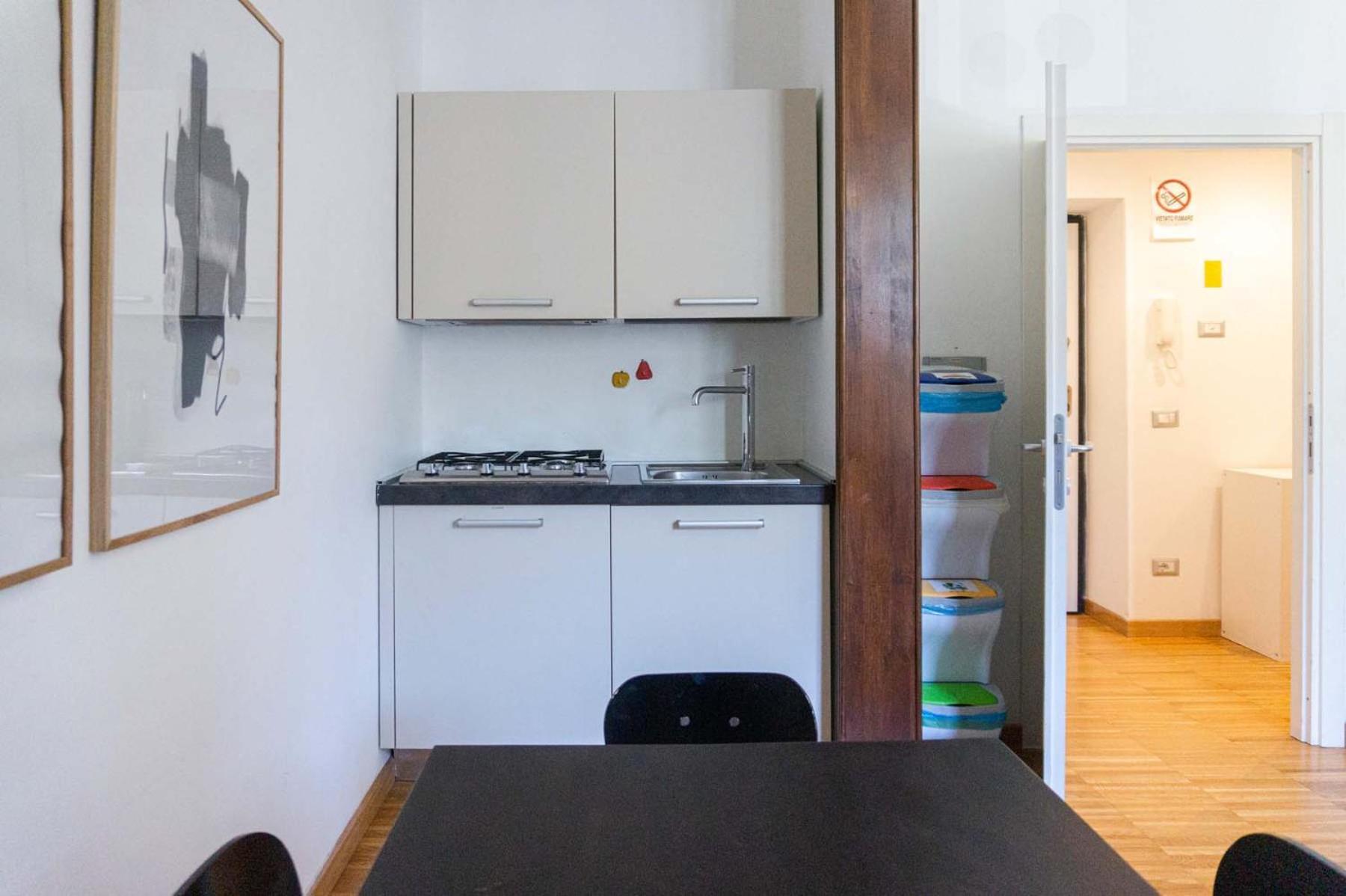 Colosseum Cosy Apartment Close To Metro روما المظهر الخارجي الصورة
